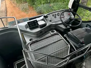 Ashok-Leyland Leyland 2012 Bus (Used)