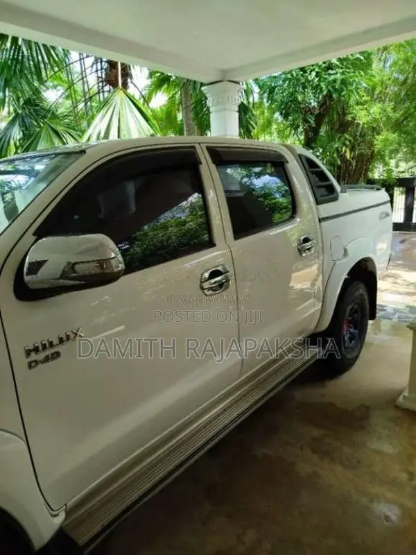 Toyota Hilux 2KD Thailand 2010 Pickup (Used)