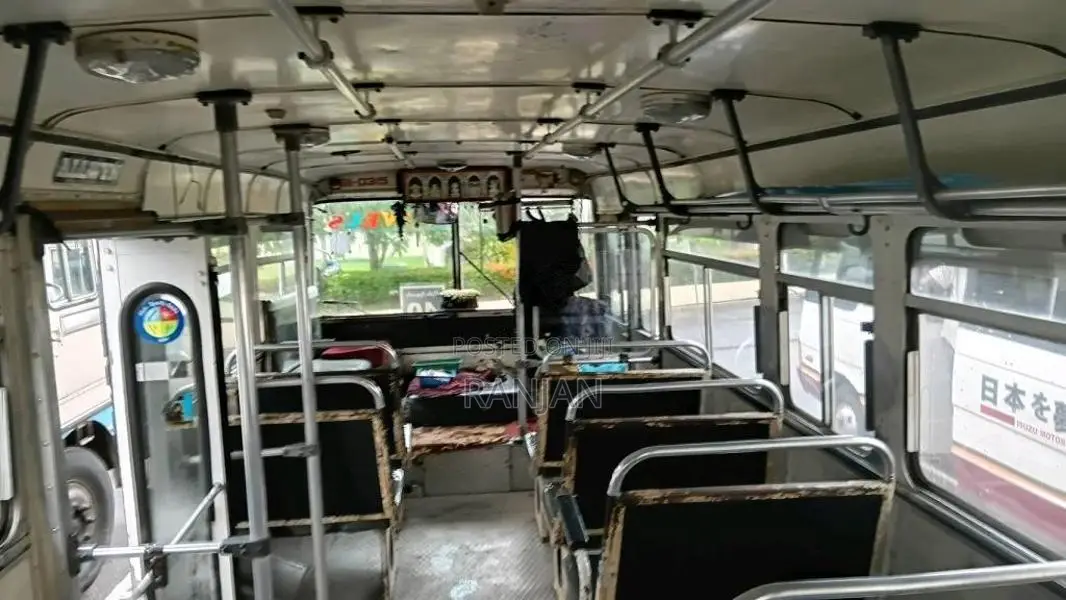 Tata 909 1990 Bus (Used)