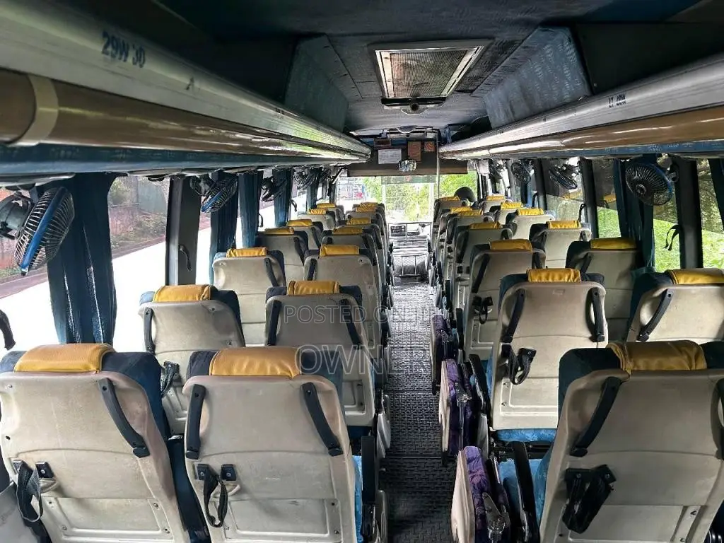 Ashok-Leyland Leyland 2012 Bus (Used)