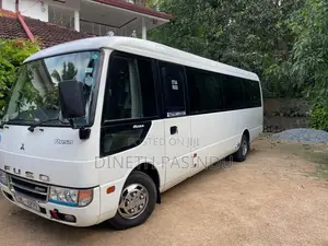 Mitsubishi Rosa 2011 Bus (Used)