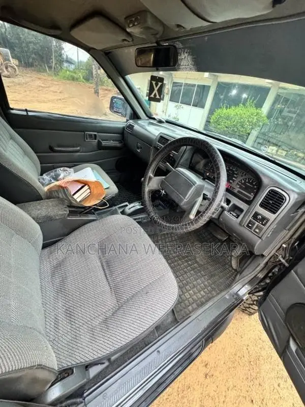 Nissan D21 1992 Pickup (Used)