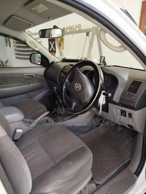 Toyota Hilux 2KD Thailand 2010 Pickup (Used)