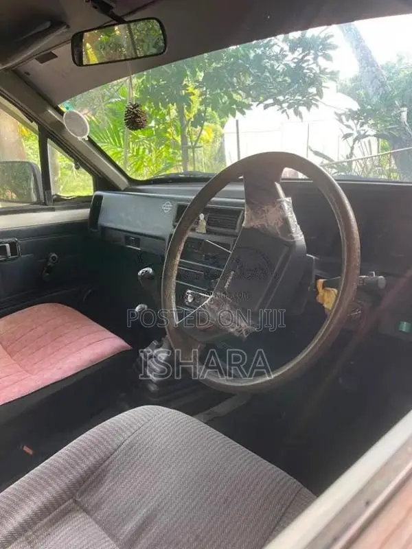 Nissan D21 1984 Pickup (Used)