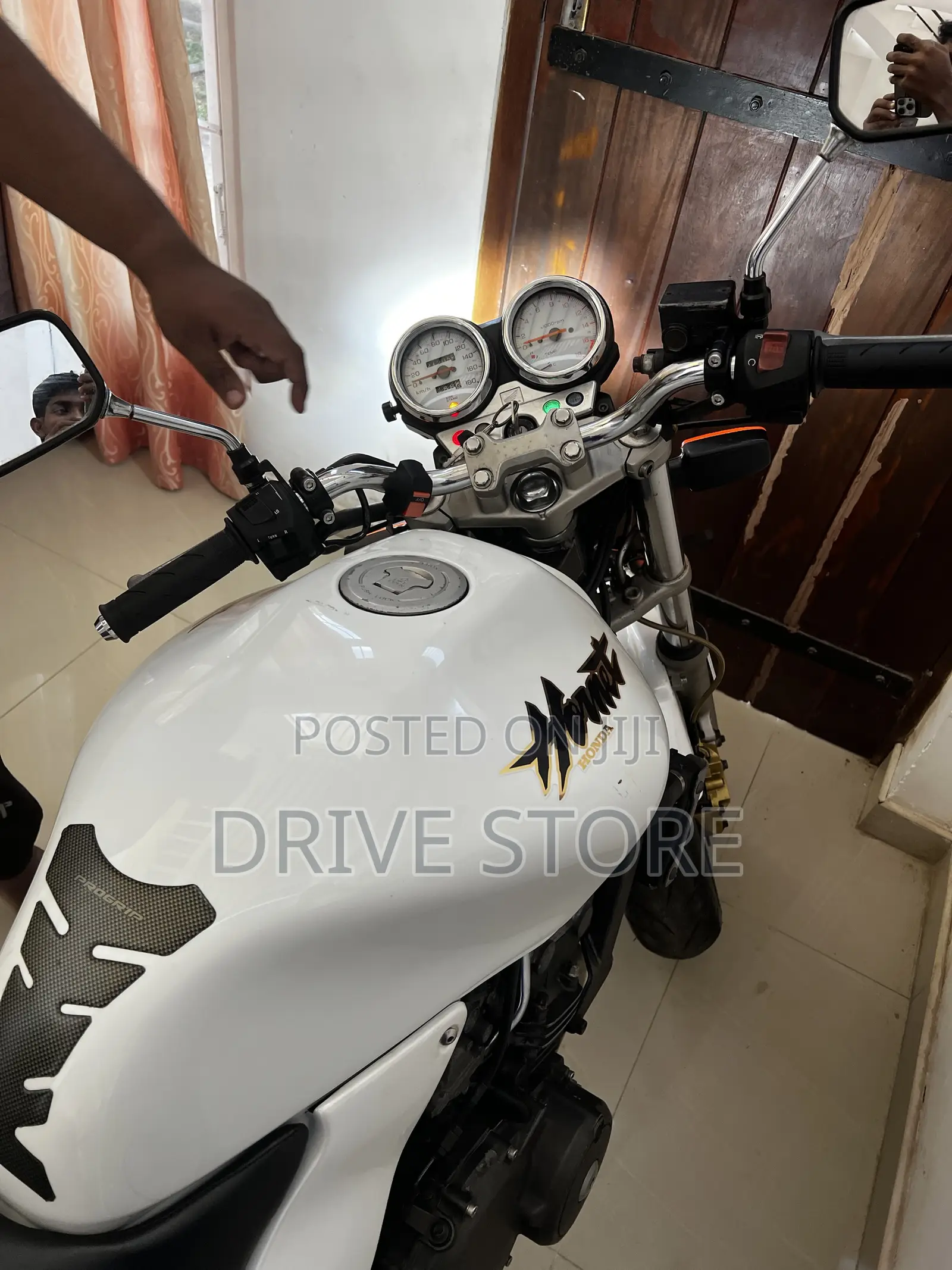 New Honda Hornet 2009 White
