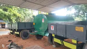 John-Deere Trailers And Bowsers 2020 Tractor (Used)