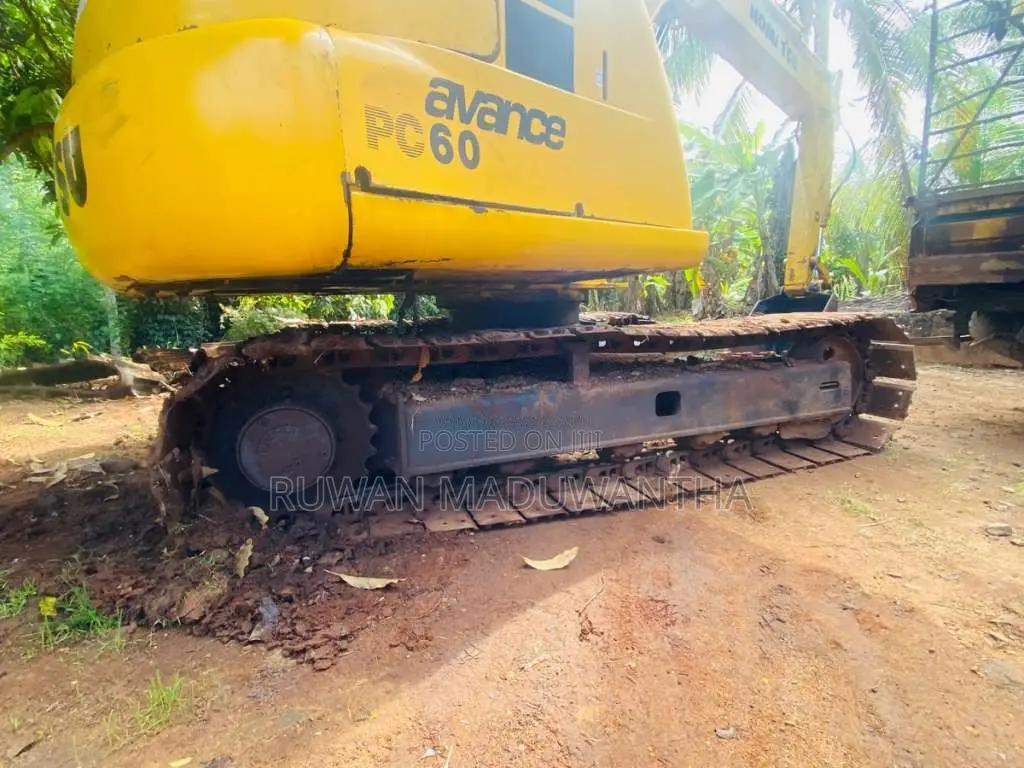 Komatsu Pc60 2007 Heavy-Duty (Used)