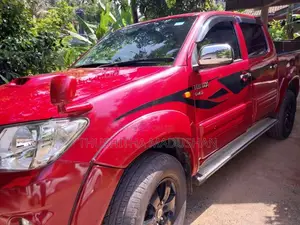 Toyota Hilux Vigo G 2007 Pickup (Used)