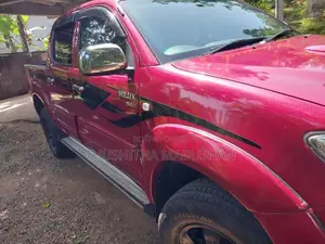 Toyota Hilux Vigo G 2007 Pickup (Used)