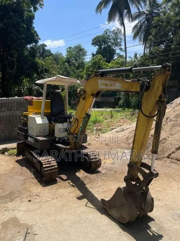 Yanmar B-37 2020 Heavy-Duty (Used)