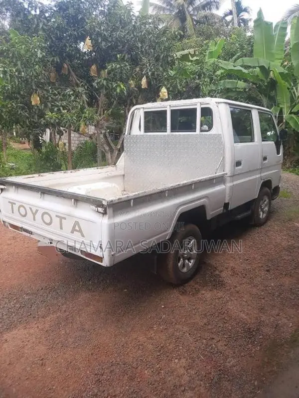 Toyota CrewCab 1993 Crew Cab (Used)