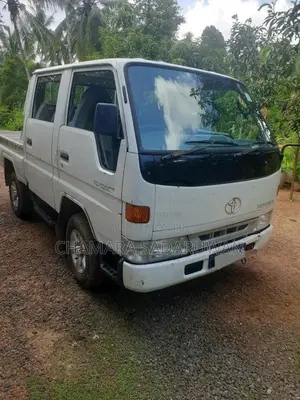 Toyota CrewCab 1993 Crew Cab (Used)