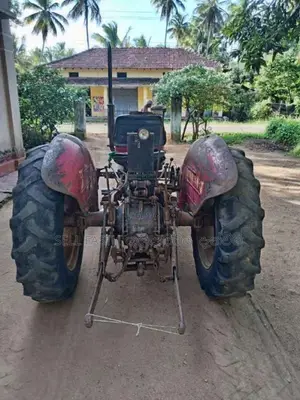 Massey-Ferguson 240 1992 Tractor (Used)