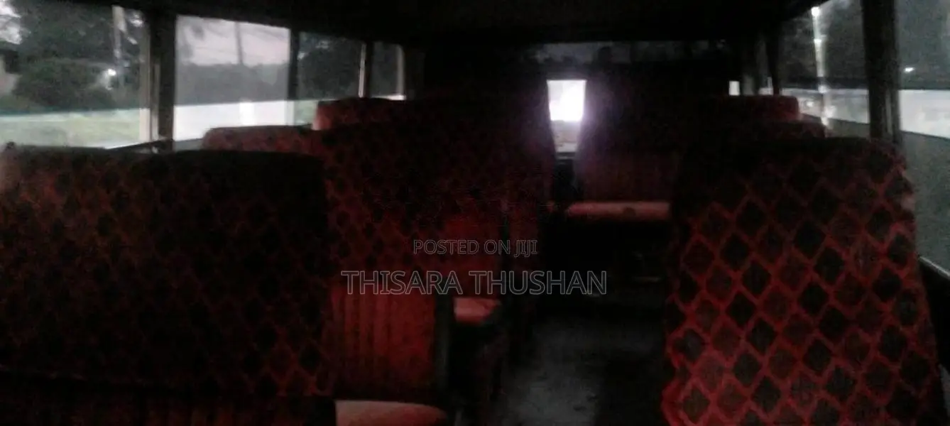 Isuzu Journey L 1983 Bus (Used)