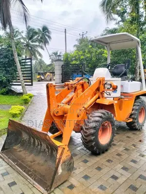 Hitachi LX20-2 2017 Heavy-Duty (Used)
