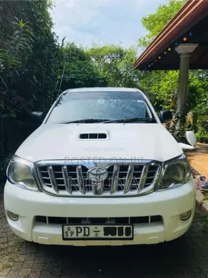 Toyota Hilux 2007 Pickup (Used)