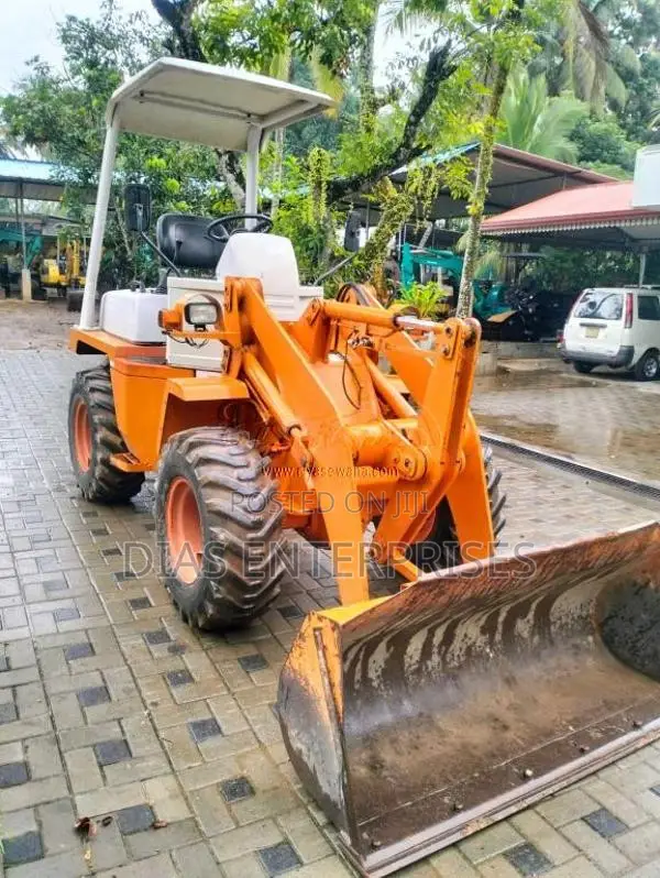 Hitachi LX20-2 2017 Heavy-Duty (Used)