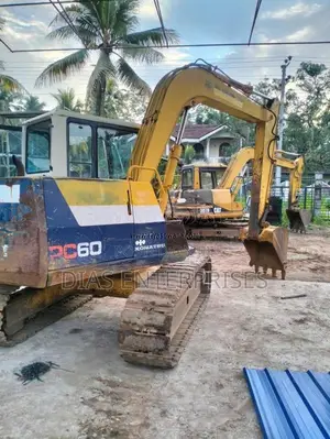 Komatsu Pc60-6 2017 Heavy-Duty (Used)