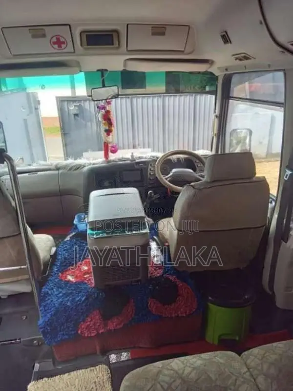 Mitsubishi Rosa 2009 Bus (Used)