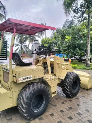 Mitsubishi WS200 2018 Heavy-Duty (Used)