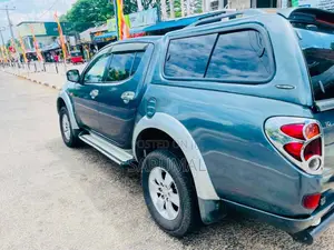 Mitsubishi L200 2007 Pickup (Used)