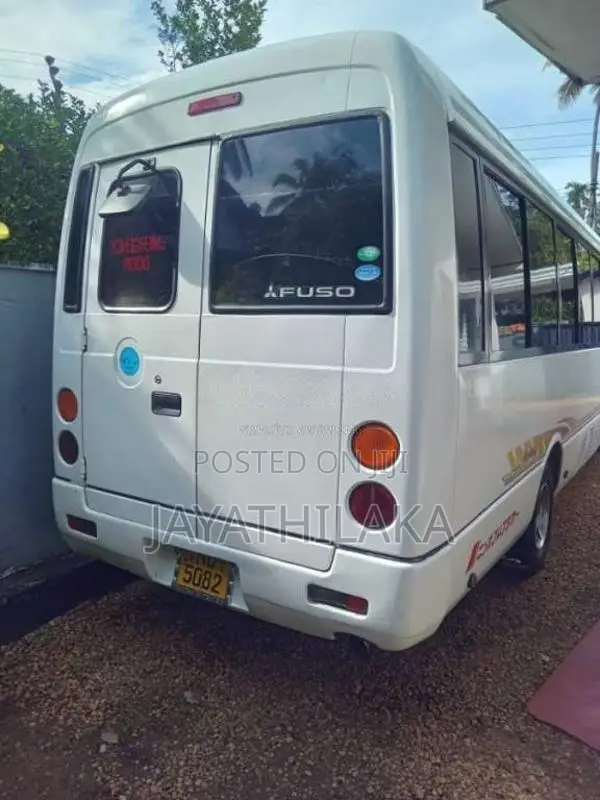 Mitsubishi Rosa 2009 Bus (Used)