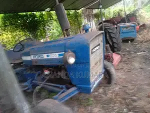 Ford 3000 1984 Tractor (Used)