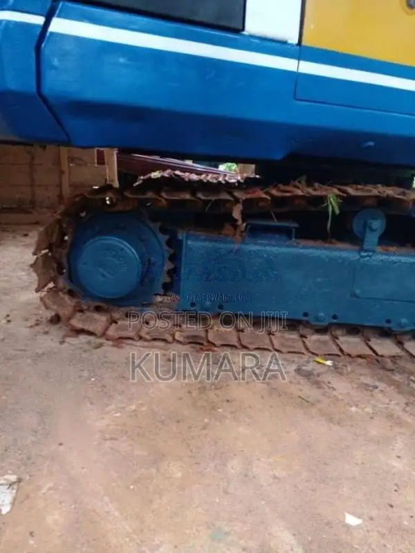 Komatsu Pc30-5 2000 Heavy-Duty (Used)