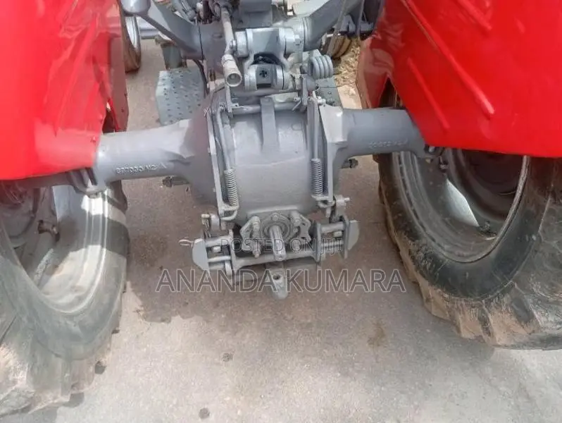 Massey-Ferguson 135 1981 Tractor (Used)
