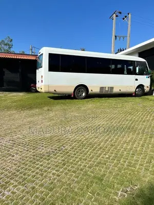 Mitsubishi Rosa 2012 Bus (Used)
