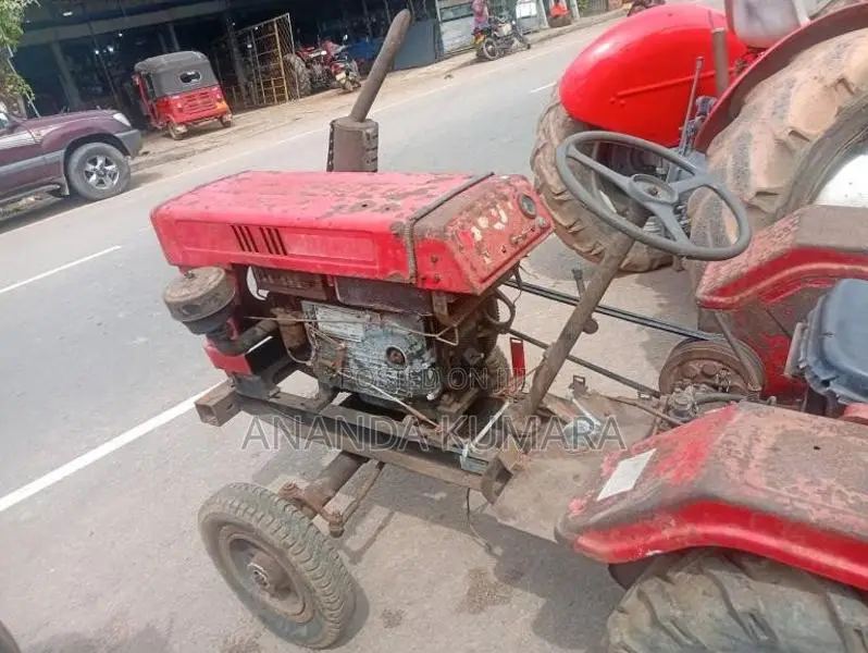 Massey-Ferguson 135 1988 Tractor (Used)