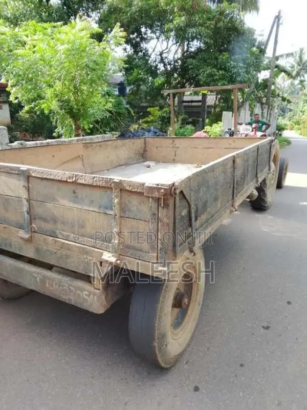 Massey-Ferguson 533 1990 Tractor (Used)