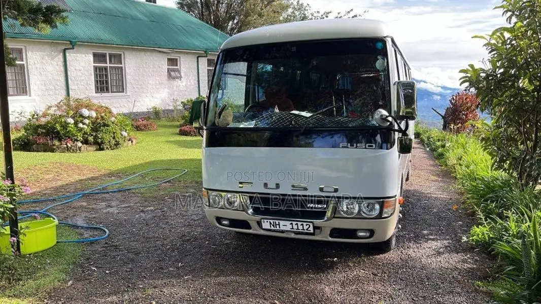 Mitsubishi Rosa 2012 Bus (Used)
