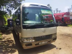 Toyota Coaster 2011 Bus (Used)