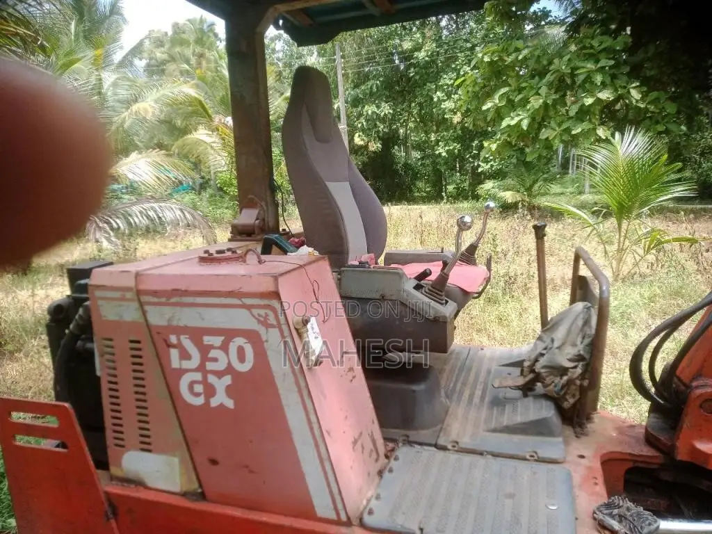 IHI Ihi30 2000 Heavy-Duty (Used)