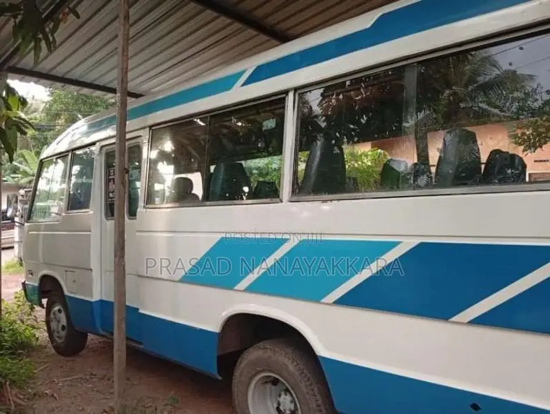 Isuzu Journey 1981 Bus (Used)