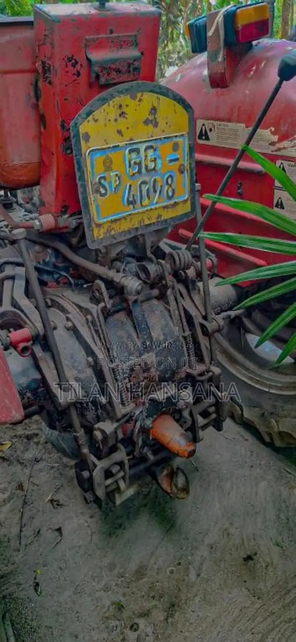 Massey-Ferguson 240 1993 Tractor (Used)