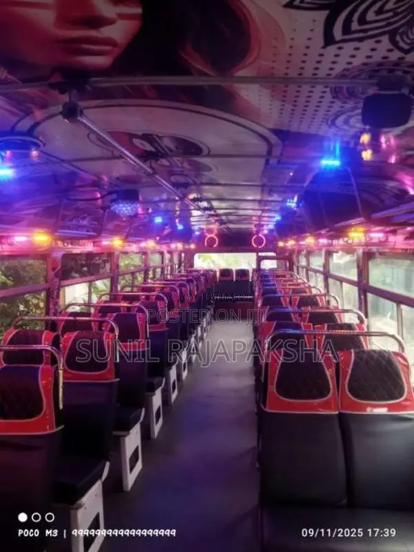 Ashok-Leyland Viking 2006 Bus (Used)