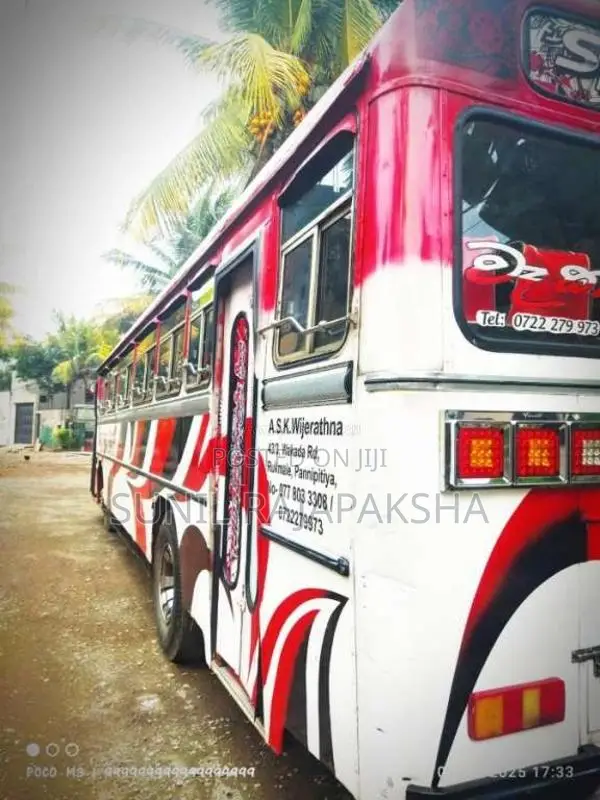 Ashok-Leyland Viking 2006 Bus (Used)