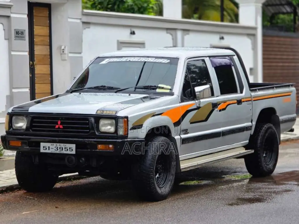 Mitsubishi L200 1990 Pickup (Used)