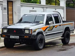 Mitsubishi L200 1990 Pickup (Used)