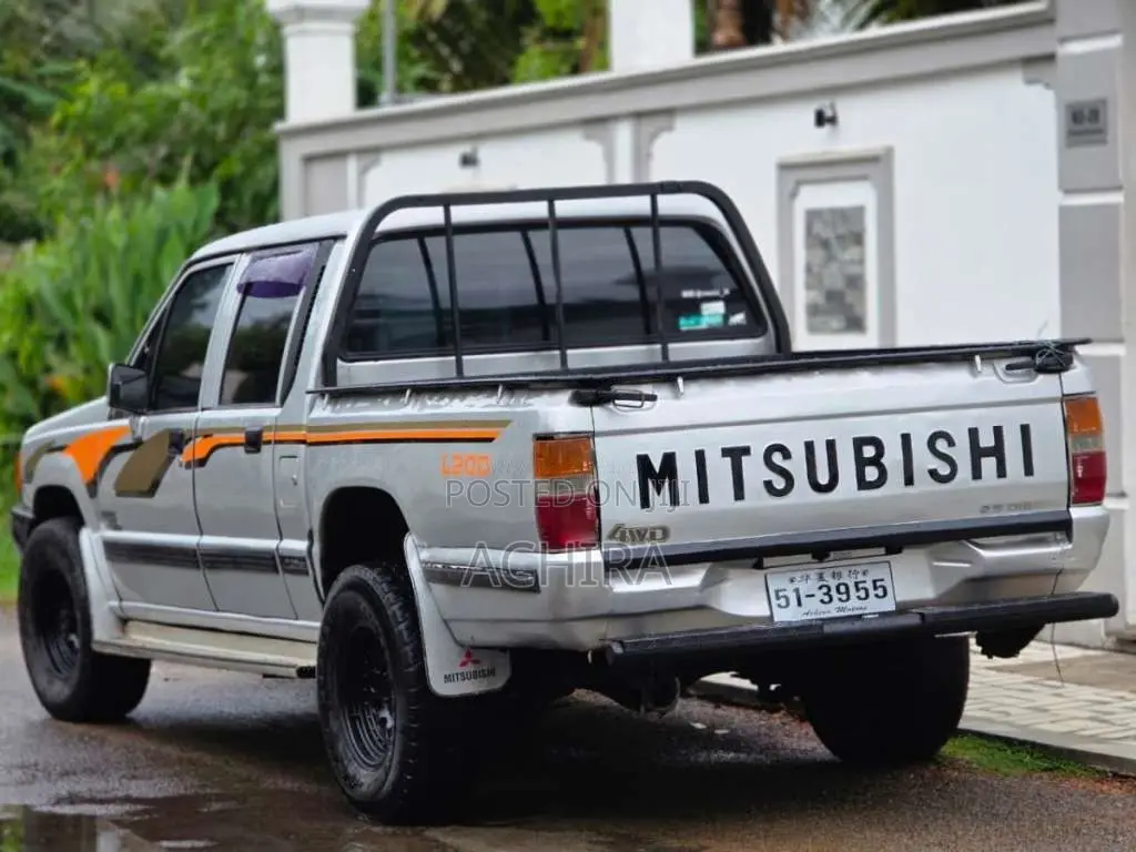 Mitsubishi L200 1990 Pickup (Used)