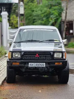 Mitsubishi L200 1990 Pickup (Used)
