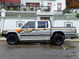 Mitsubishi L200 1990 Pickup (Used)