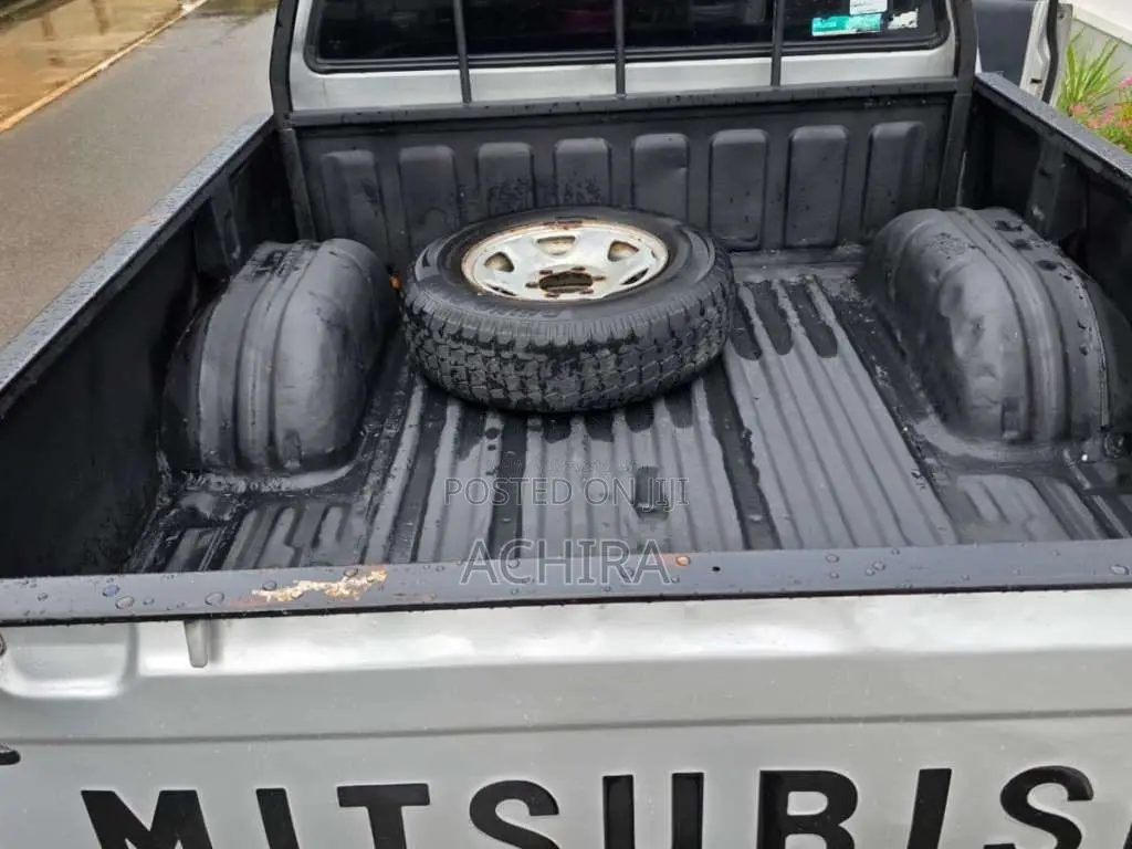 Mitsubishi L200 1990 Pickup (Used)
