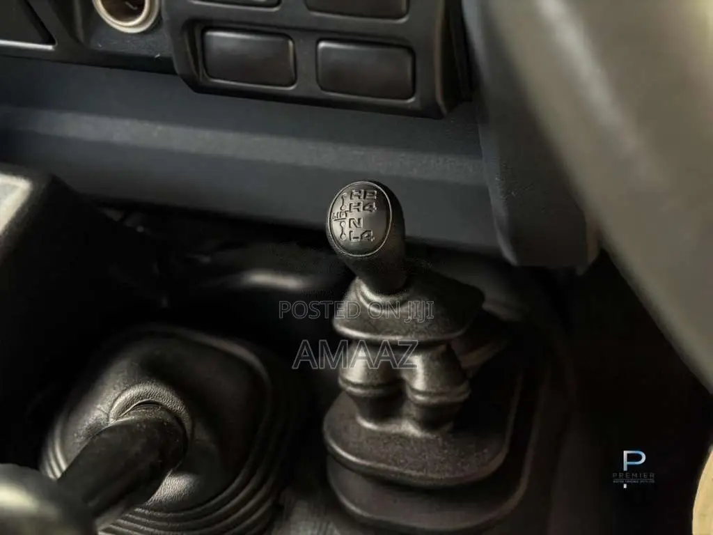 Toyota Land Cruiser 79 2018 Pickup (Used)