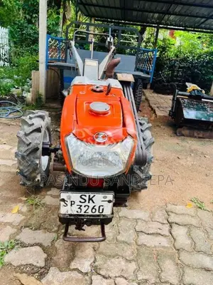 Kubota RT125 2012 Tractor (Used)