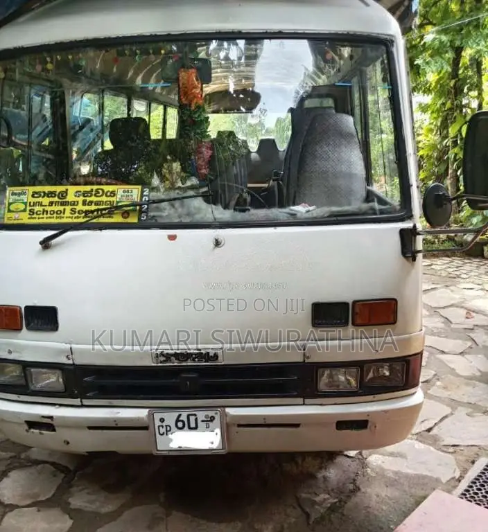 Isuzu Journey 1985 Bus (Used)