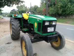 John-Deere 5310 2012 Tractor (Used)