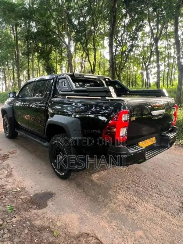 Toyota Hilux Revo 2025 Pickup (Used)